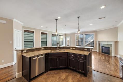 215 W 26th Street Houston TX 77008