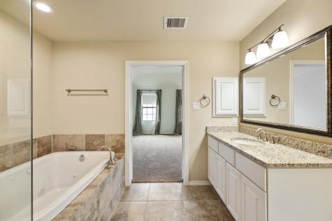 215 W 26th Street Houston TX 77008