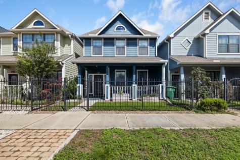 215 W 26th Street Houston TX 77008