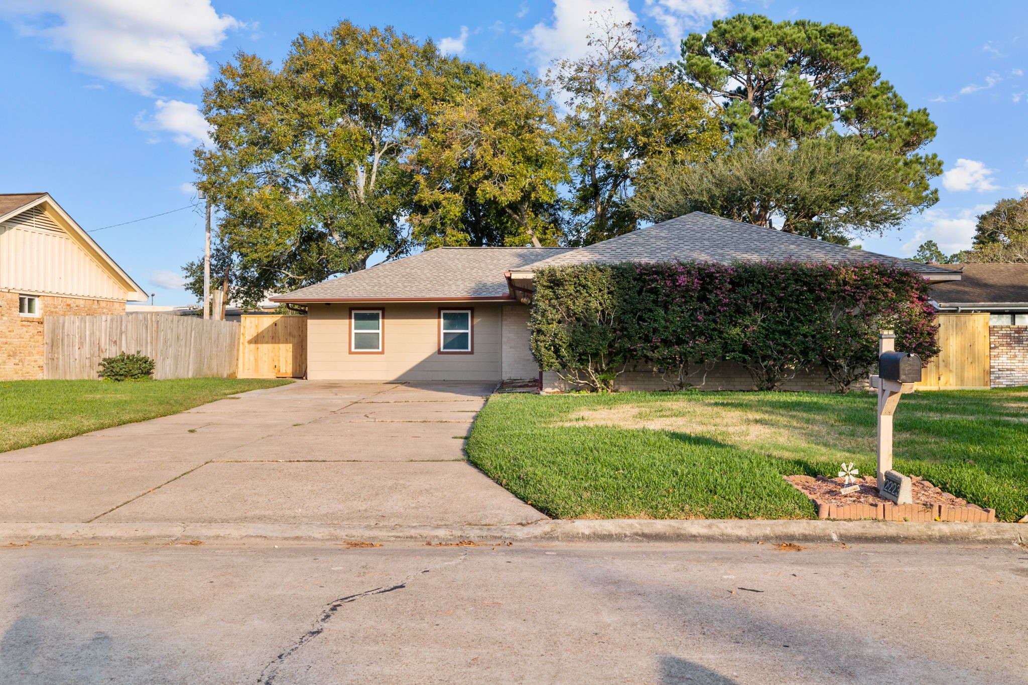 2223 Viola Drive League City TX 77573