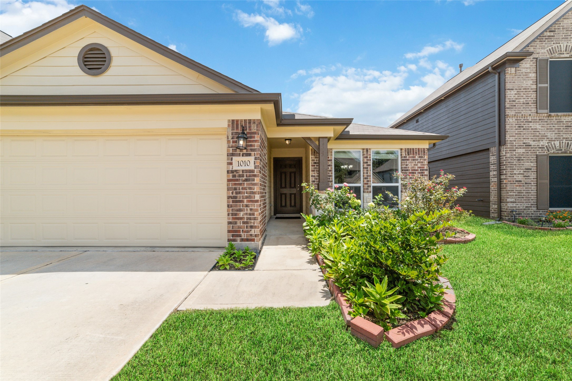 1010 Steel Blue Drive Houston TX 77073