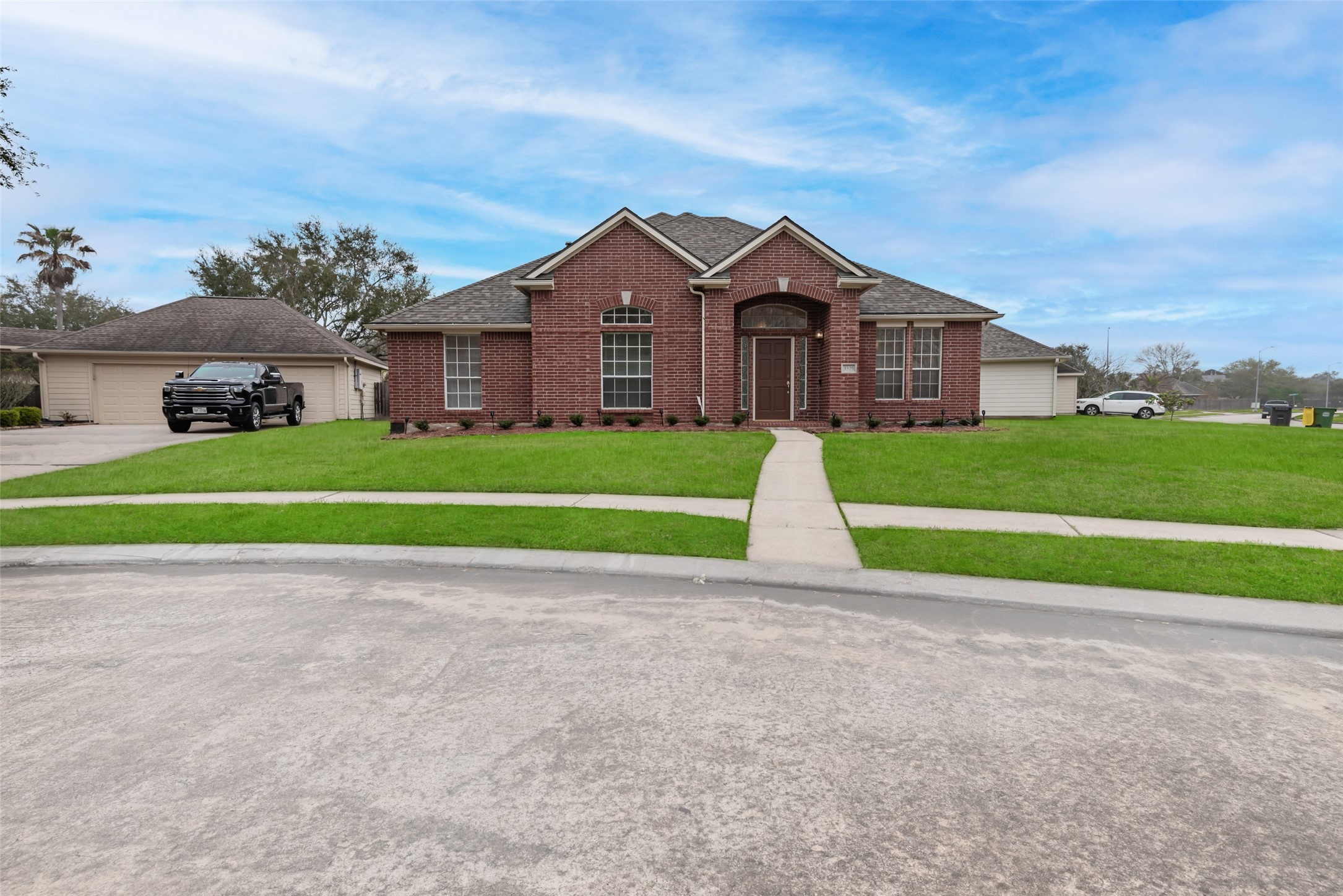 3305 Edgewater Bend Court Pearland TX 77584