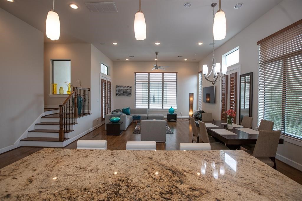 5729 Larkin Street A Houston TX 77007