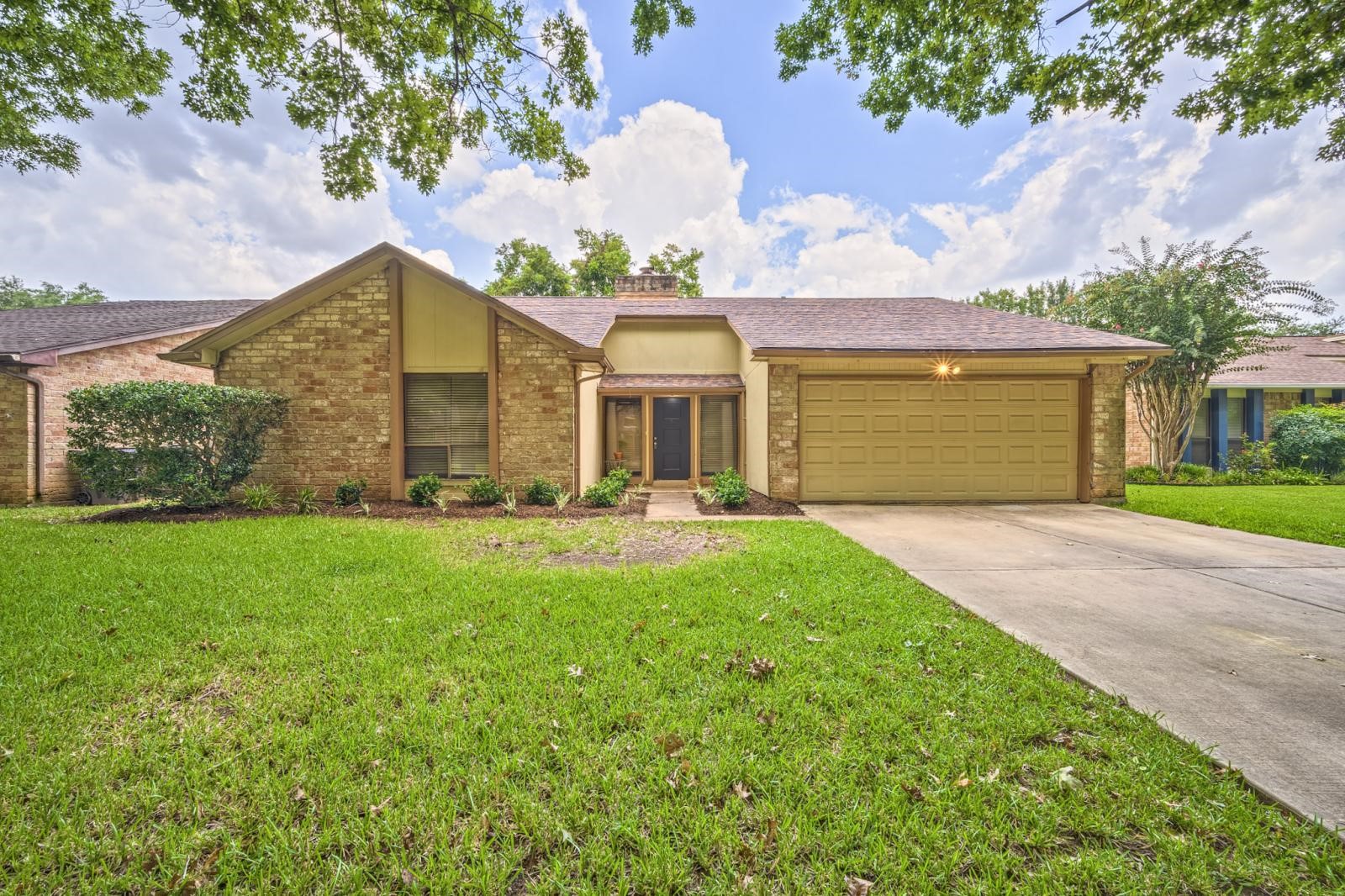 3127 Frontier Drive Sugar Land TX 77479