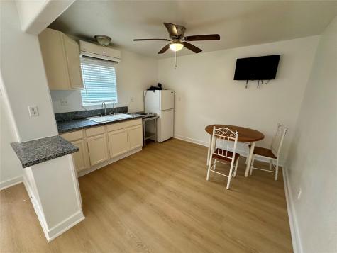 305 Miles Road Bacliff TX 77518