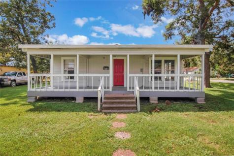 504 Billington Street Clute TX 77531