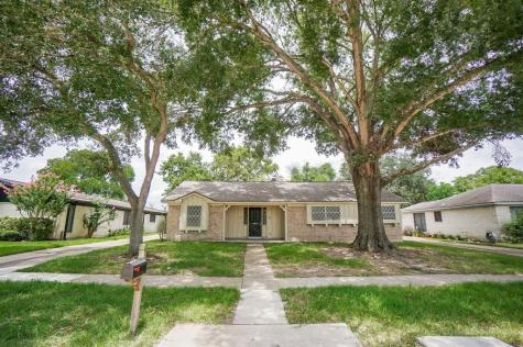 13626 Woodchester Drive Sugar Land TX 77498