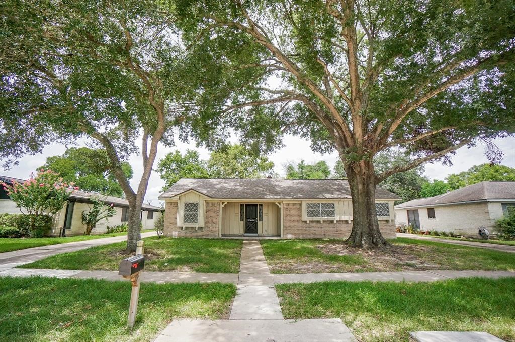 13626 Woodchester Drive Sugar Land TX 77498