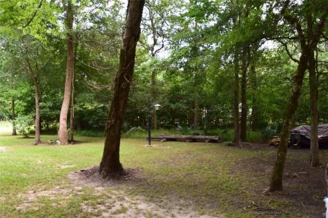 478 Center Drive Cleveland TX 77327