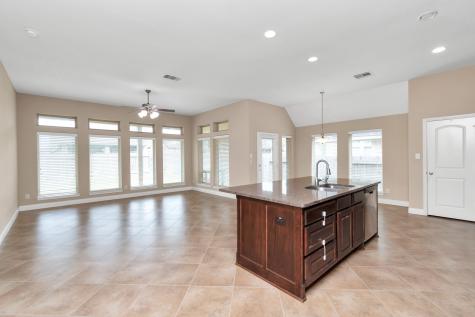 2726 Rosepoint Court Fresno TX 77545