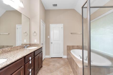 2726 Rosepoint Court Fresno TX 77545