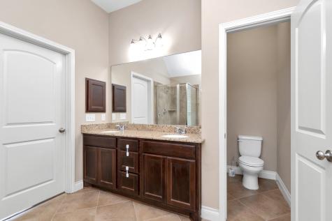 2726 Rosepoint Court Fresno TX 77545