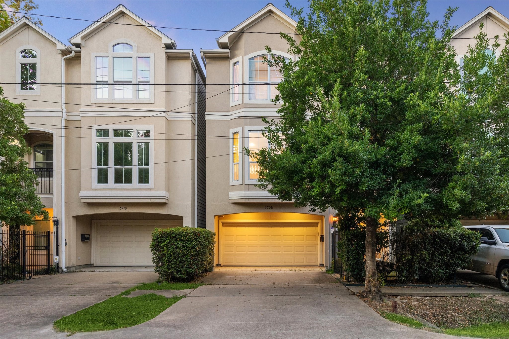 5706 Blossom Street Houston TX 77007