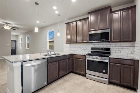 7022 Silverleaf Oak Street Conroe TX 77304