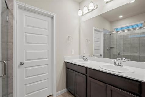 7022 Silverleaf Oak Street Conroe TX 77304