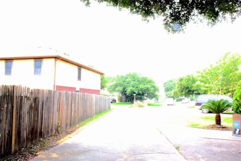 11702 Sandy Stream Drive Tomball TX 77375