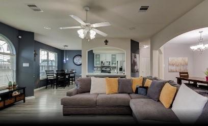 6439 W Linpar Court Houston TX 77040