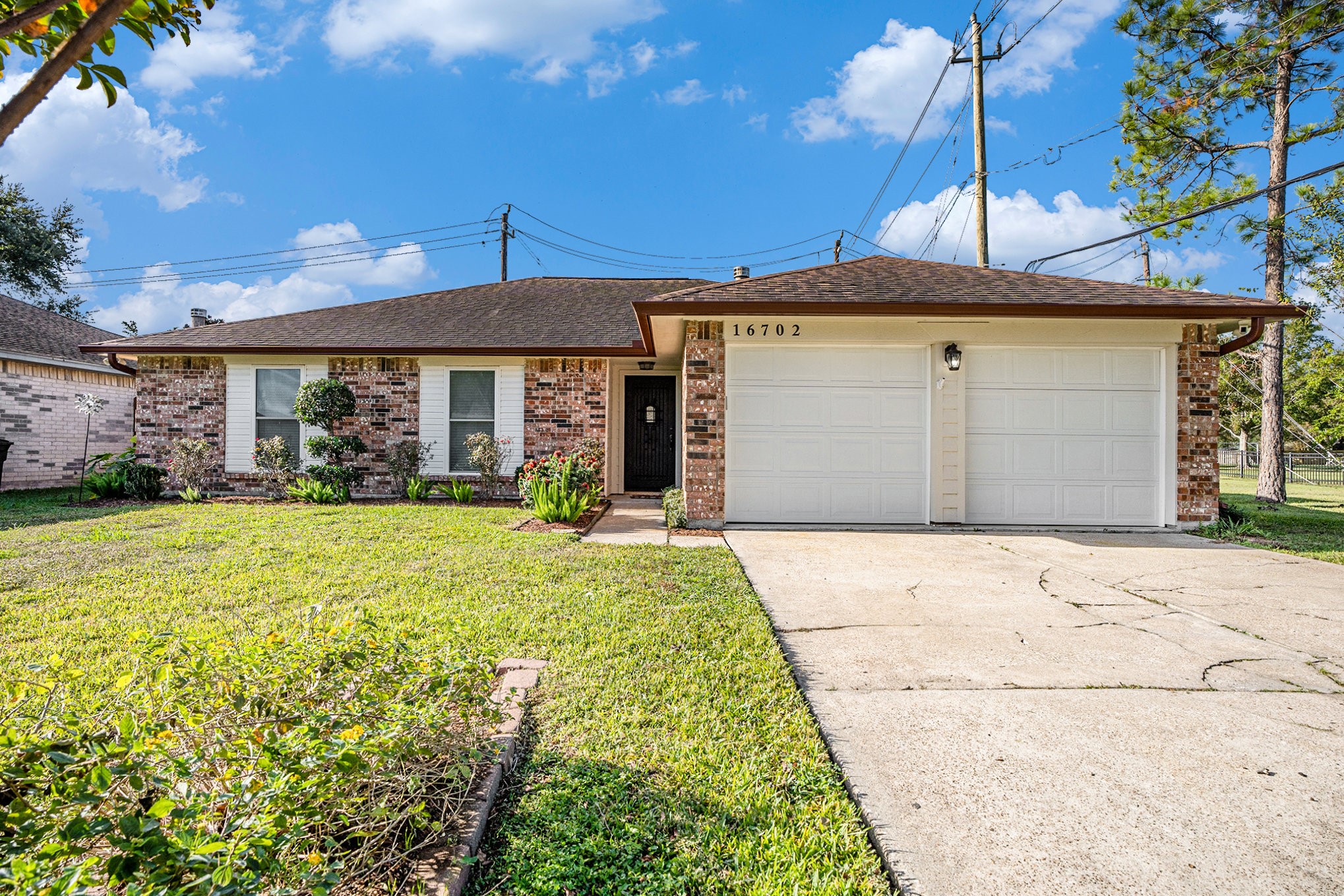 16702 Frigate Drive Friendswood TX 77546