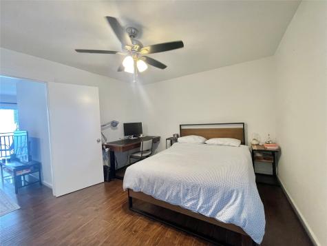 412 Pacific Street 12e Houston TX 77006