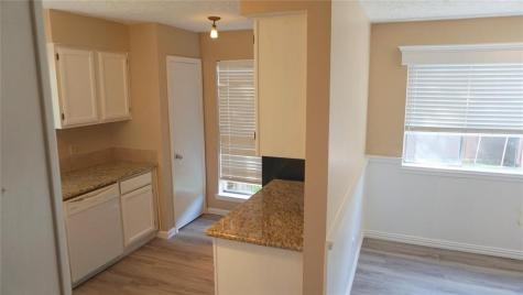 124 Wood Hollow Drive League City TX 77573