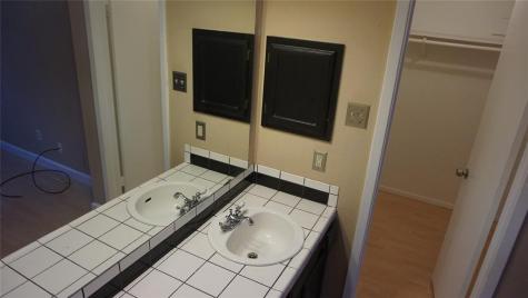 124 Wood Hollow Drive League City TX 77573