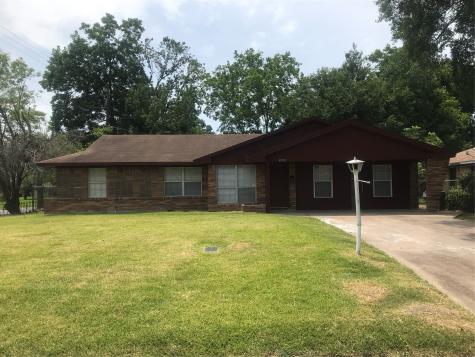 10303 Bretton Drive Houston TX 77016