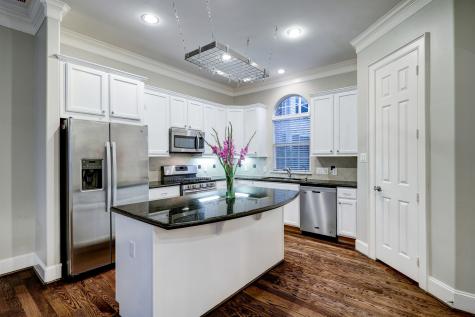 1006 Stanford Street Houston TX 77019