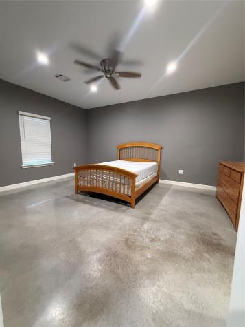 17980 Fm 2090 Road Conroe TX 77306