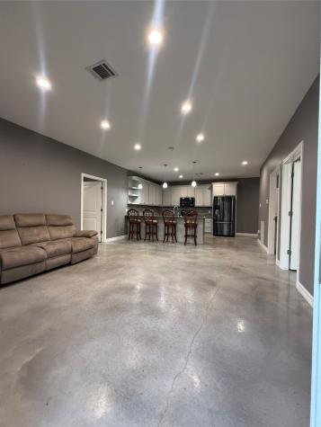 17980 Fm 2090 Road Conroe TX 77306