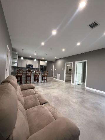17980 Fm 2090 Road Conroe TX 77306