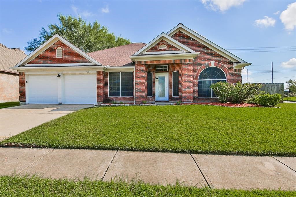 15623 Contender Lane Friendswood TX 77546