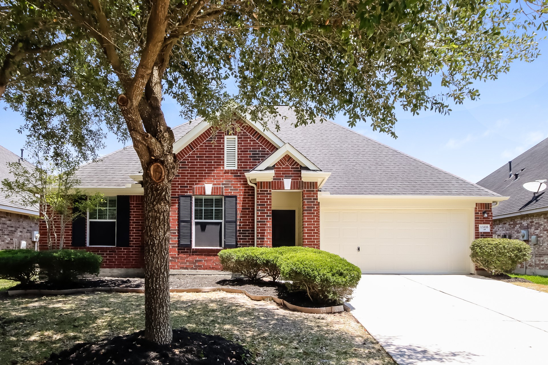13335 Lake Passage Lane Houston TX 77044