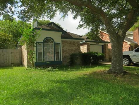 8511 Elm Lake Drive Houston TX 77083