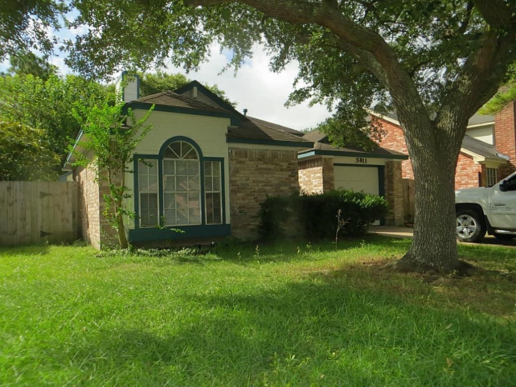 8511 Elm Lake Drive Houston TX 77083