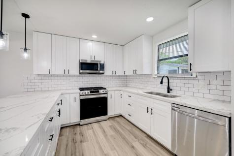 6323 Lodge Street Houston TX 77092