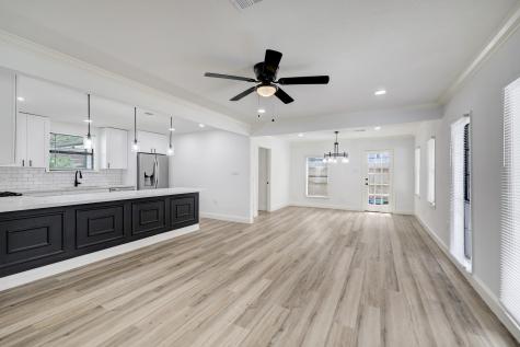 6323 Lodge Street Houston TX 77092