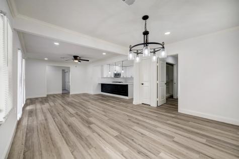 6323 Lodge Street Houston TX 77092