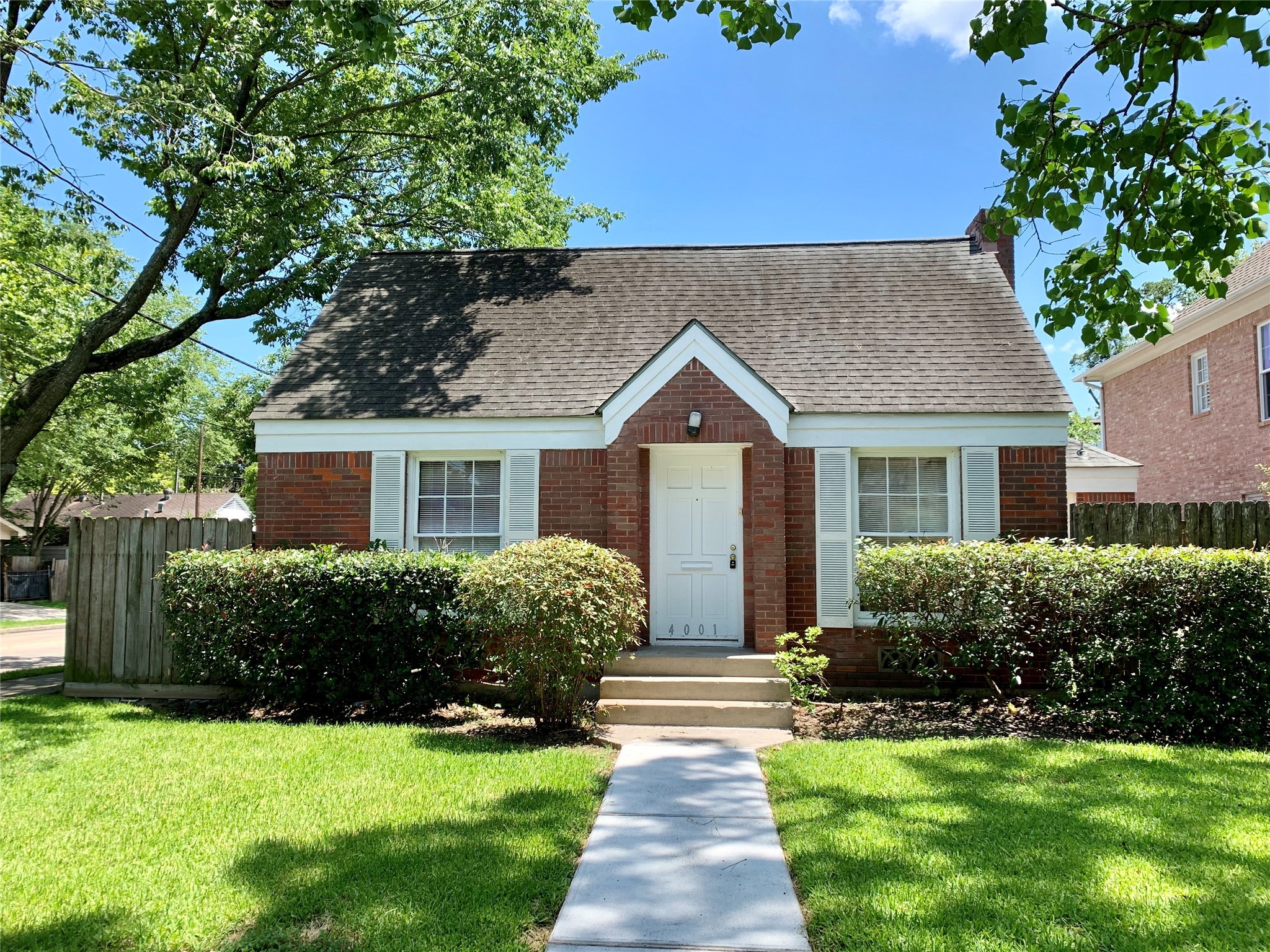 4001 Case Street Houston TX 77005