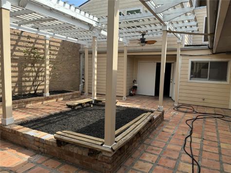 10746 Boardwalk Street Houston TX 77042