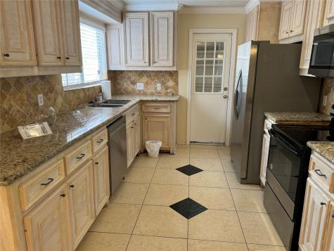 10746 Boardwalk Street Houston TX 77042