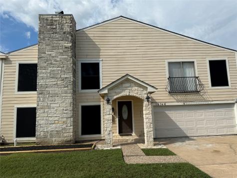 10746 Boardwalk Street Houston TX 77042