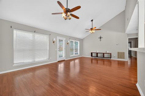 6107 Howland Court Houston TX 77084