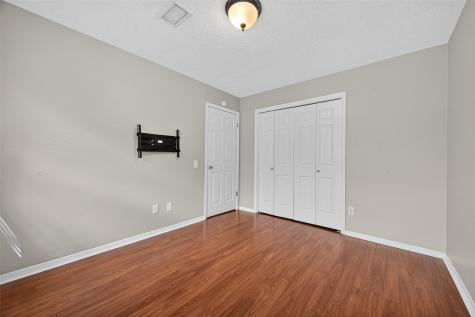 6107 Howland Court Houston TX 77084