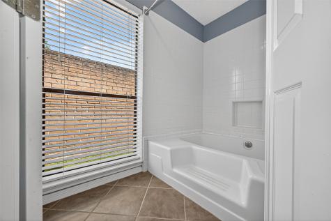 6107 Howland Court Houston TX 77084
