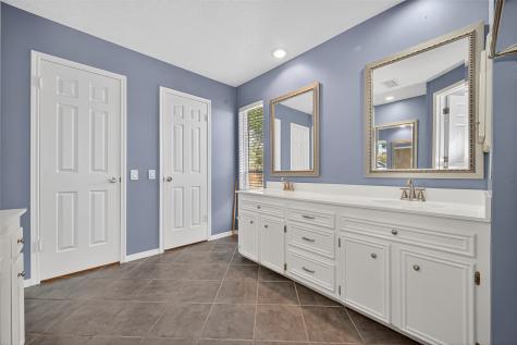 6107 Howland Court Houston TX 77084