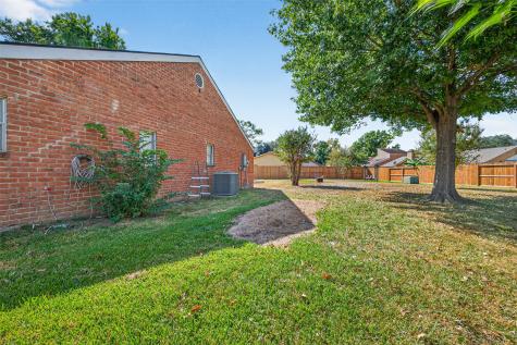6107 Howland Court Houston TX 77084