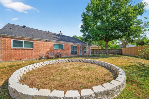 6107 Howland Court Houston TX 77084