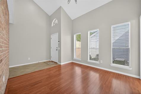 6107 Howland Court Houston TX 77084