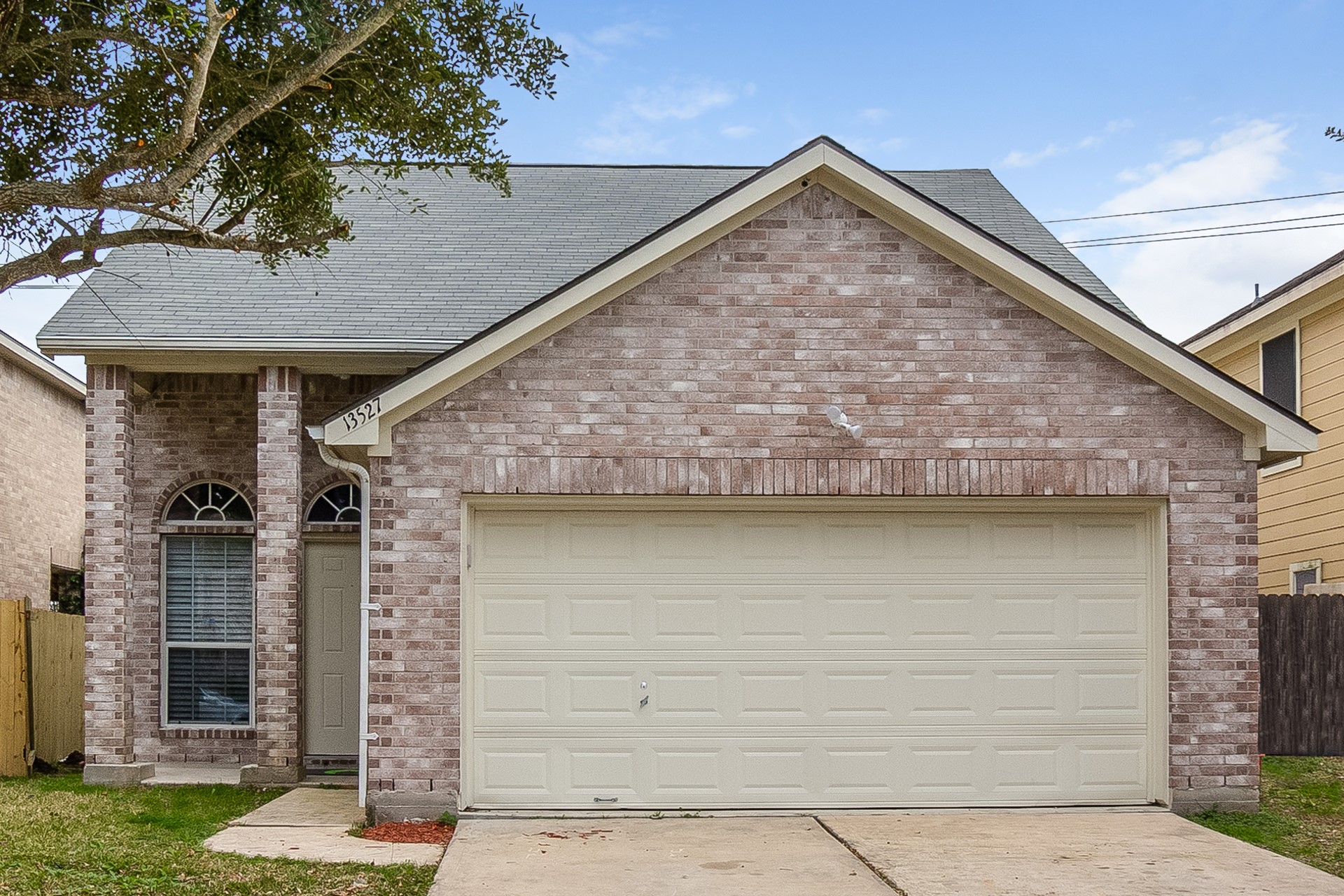13527 Ambrose Street Houston TX 77045