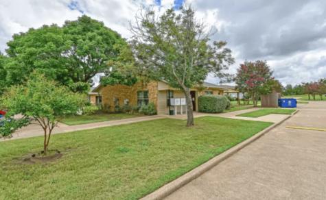 1600 S Palestine Street Athens TX 75751